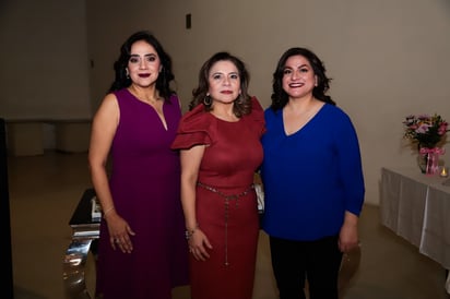 Rosa Velia Contreras , Graciela Contreras y Laura Angélica Contreras (EL SIGLO DE TORREÓN / ENRIQUE CASTRUITA)
