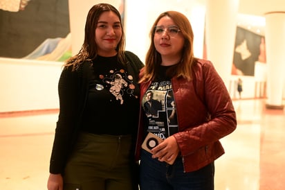 Paola y Valeria Ruiz.