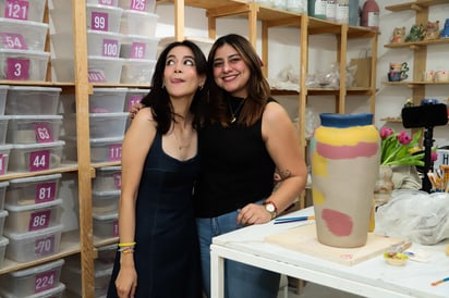 Caro Medina y Michelle Sustaita (EL SIGLO DE TORREÓN / ENRIQUE CASTRUITA)
