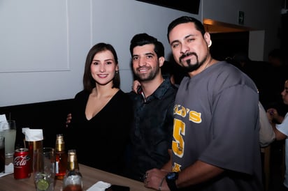 Karla, Óscar y José Manuel Ramírez.