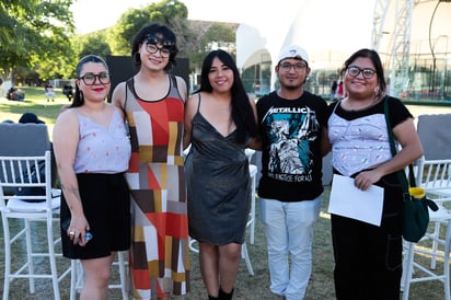 Verónica Ayala, Elissa Ramos, Ofelia Hernández, Roman Rodríguez y Fernanda Rocha.