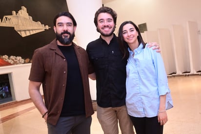 Alonso Salazar, Anabel Reyes y Anabel Castro.