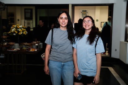 Estefanía y Amber.