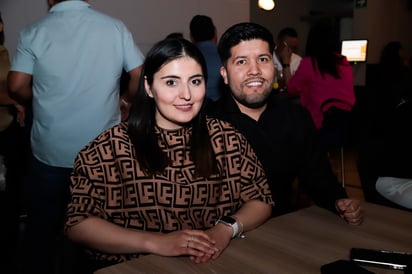 Eddy Ríos y Paola González