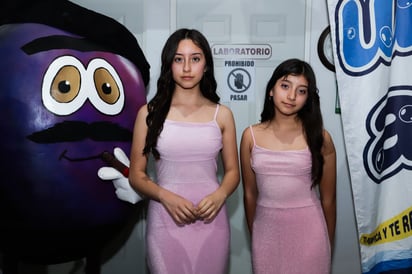 Marisol y Luciana Moselle.