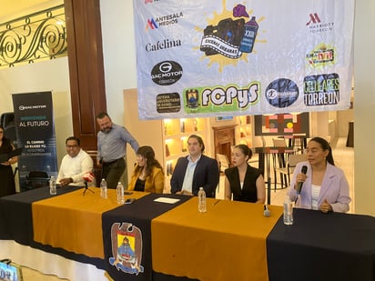 (ANGÉLICA SANDOVAL)