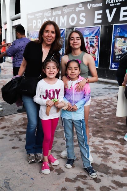 Valeria, Fátima, Valentina y Luisa.