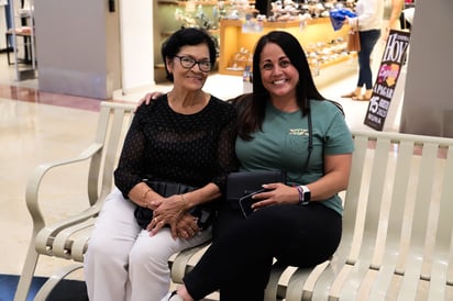 Rosita González y Lulu Rodríguez.