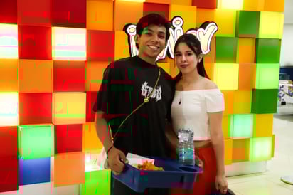 Fernando Medina y Mía Lechuga.