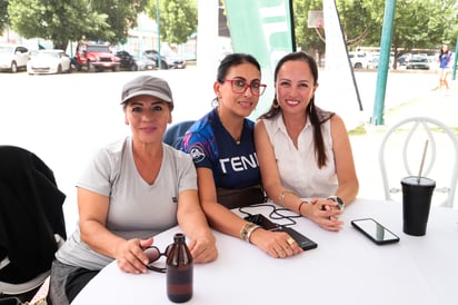 Araceli Ramírez, Carmen Valdés y Karla Padilla.