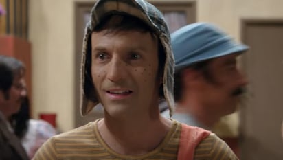 Chespirito: Sin querer queriendo (MAX)