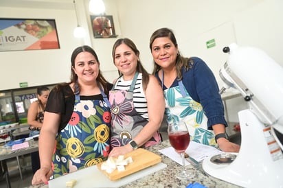 Fernanda, Luzma y Clelia Hernández.