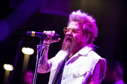 Luis Louie Padilla, vocalista de La Firma. Enrique Castruita / EL SIGLO DE TORREÓN