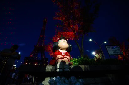 Mafalda, con su mirada curiosa, invita a pensar en un mundo más justo desde la Plaza del Amor.
