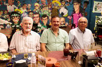 Fernando González, Julio Pérez y Jesús del Río.
