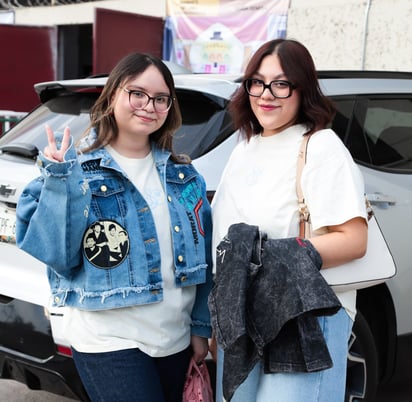 Daniela Magallanes y Montserrat Silva.