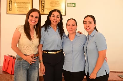 Guadalupe De llano, Nidia, Luisa Fernanda e Itzel.