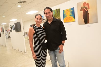 Abril Amaya y Édgar Moreno.