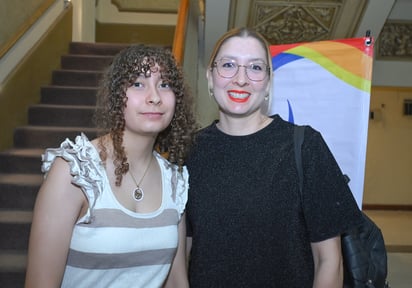 Elena y Cristina.