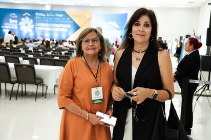 Luisa Monarrez y Cony Carstensen.
