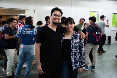 Jordan Espinoza y Lucero Gutiérrez