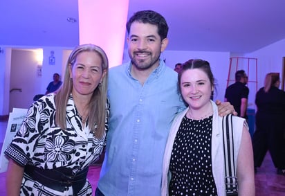 Laura, Roberto y Elisa.