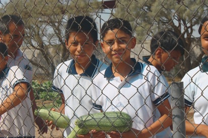 La Escuela Primaria 16 de Noviembre cuenta con 165 estudiantes, lo que la posiciona como una de las más grandes en su zona escolar (EL SIGLO DE TORREÓN / DANIELA CERVANTES)
