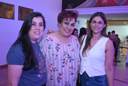 Laura, Vero y Verito. 