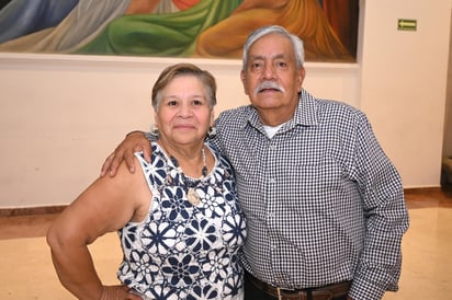 Domi Vizcarra y Elizabeth Nájera.