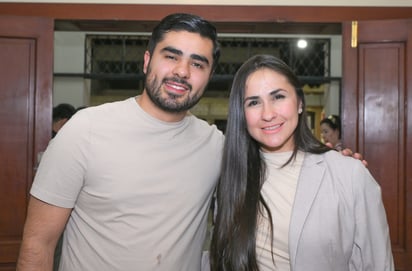 Pamela Rosado y Bárbara Olivas.