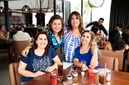 Judith, Rosario, Esperanza y Edith.