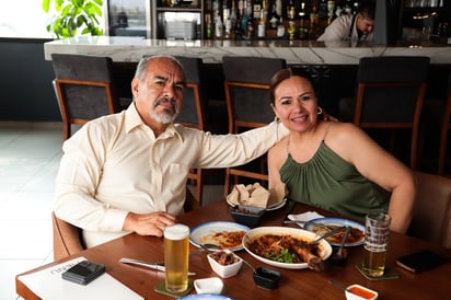 Raúl Rocha y Lucy Ramírez.