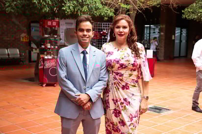 Andrés Abraham Galindo y Aurora Galindo Escandón.