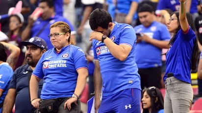Seguir a un equipo en un partido puede ser una manera de liberar emociones sin ser juzgado. Foto: GettyImages/ Jam Media