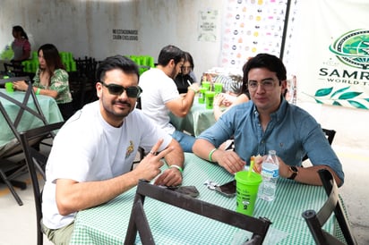 Stephano y Fernando.
