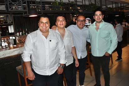 Paco, Alan, Beto y Elías. 