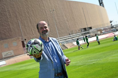 Juan Villoro fue unos de los autores consultados por el poeta nacido en Torreón. Foto: Verónica Rivera