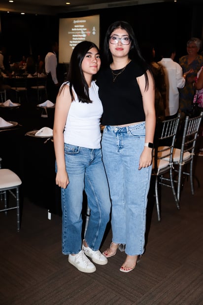 Ana Isabella Modesto y Andrea Modesto.