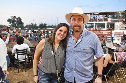 Laura y Ricardo.