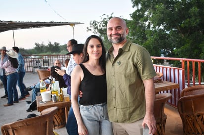 Aletza Saav y Saulo Suárez.