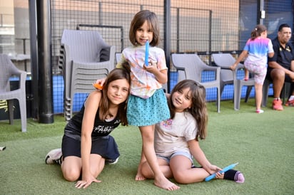 Valentina, Isabella y Majo Cortez.