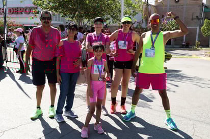 Valeria, Mario, Damián y Valentina.