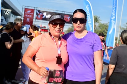 Malinali Mercado e Hilda Ramírez.