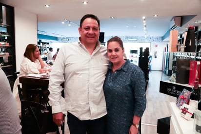 Edmundo y María.