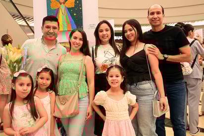 Familia de Alina, Lía y Suzette.