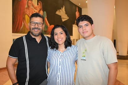 Fong Sánchez y Vicky Barrera.