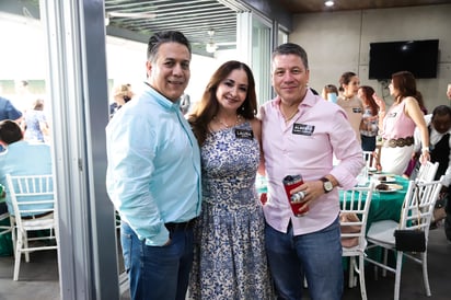 Paco, Laura y Alberto.