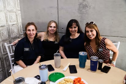 Tania Batarse, Ani Alatorre, Marcela y Érika.