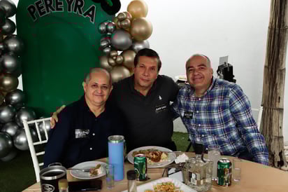 Guillermo de Anda Torres, Juan Andrés Sagui y Rogelio Esperón Balmori.