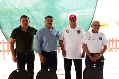 Antonio Gómez, Vicente Ruíz Gamero, Jesús Ramírez
Aguilar y Jorge Meza Morales.